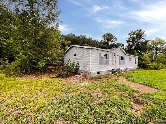2nd image of 3059 McLeod Dr