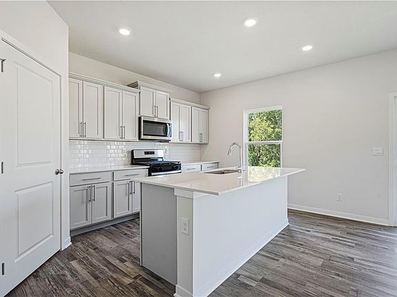 6th image of this home