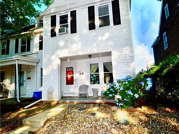 2nd image of 743 Dellwood St