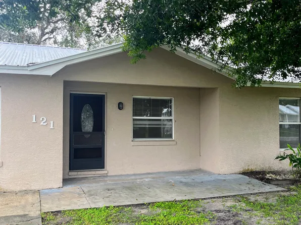 121 Rosemary Ave, Sebring, FL 33875