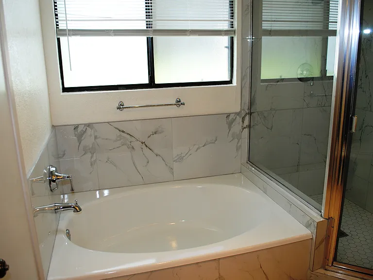 Master tub