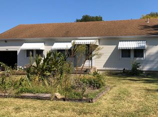 1832 S Pickwick Ave, Springfield, MO 65804