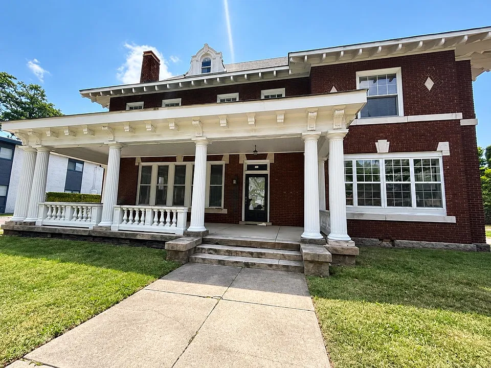 157 Stonewall St #1