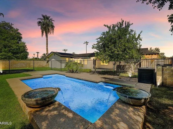 174 S SAGEBRUSH Circle, Litchfield Park, AZ 85340