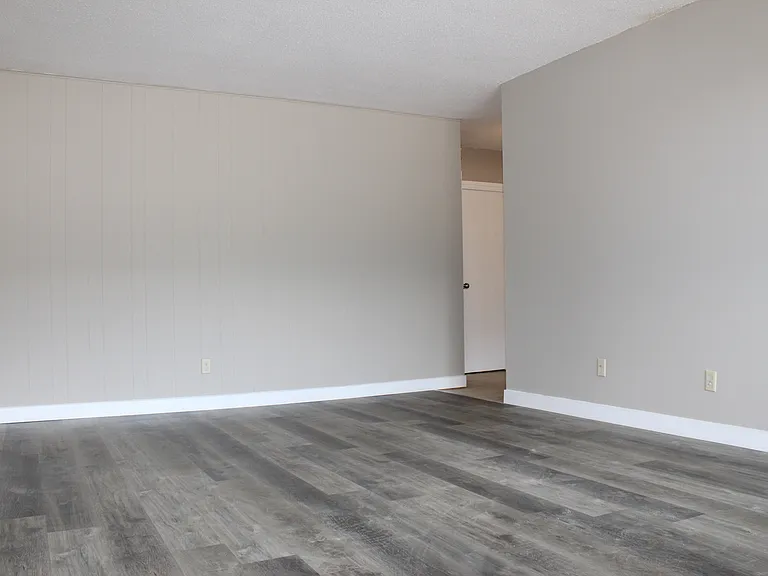 40 Froom Cres — Photo 3