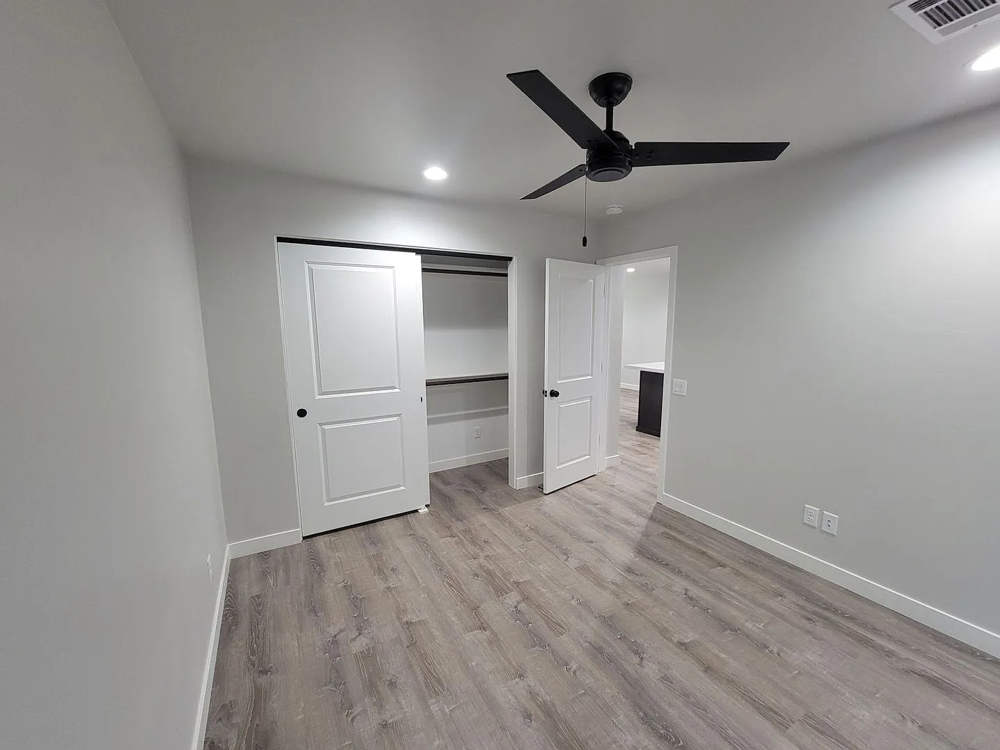 871 Baseline Dr "O" — Photo 4