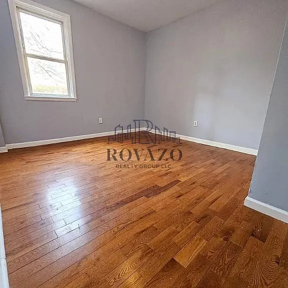300-301 Lyons Ave #6AA — Photo 7