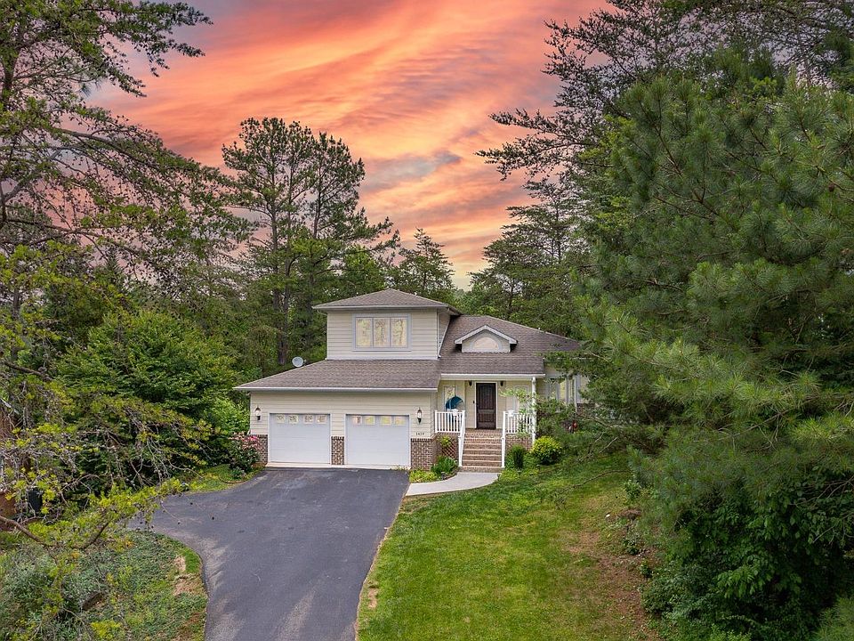 1st image of 1439 Lake Shore Dr