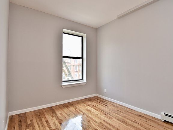 4th image of 120 W 116th St APT 4D