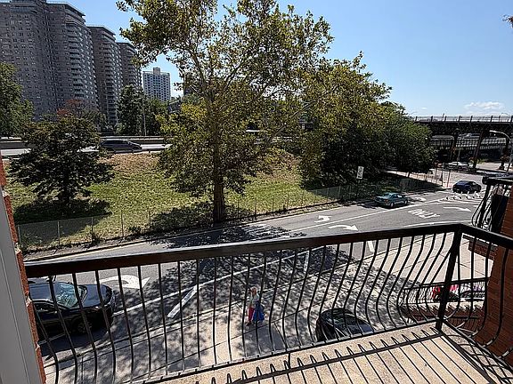 4th image of 2621 Shore Pkwy APT 2