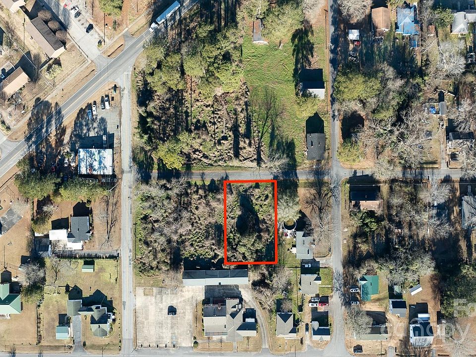 2nd image of 27 Wilson Ave
