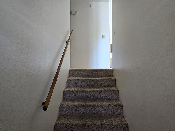 2nd image of 515 S 4th St #517