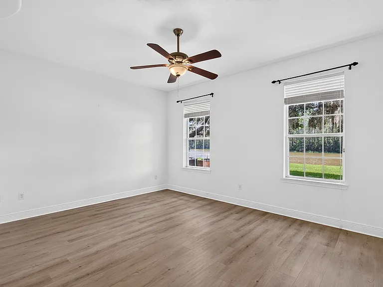 166 Sedona Cir — Photo 23