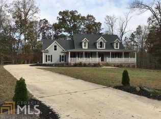 321 Borders Dr, Commerce, GA 30530