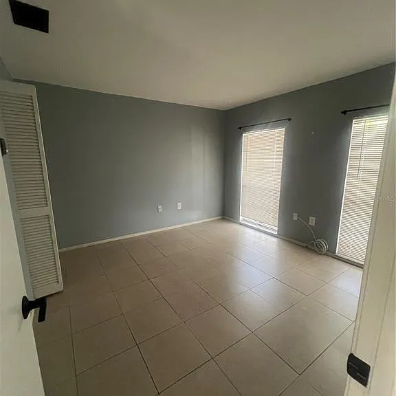 215 Goldstein St #4 — Photo 8