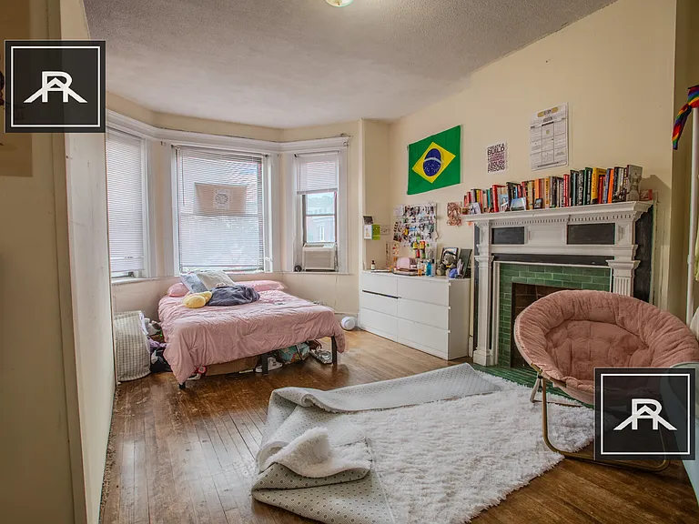 22 Glenville Ave #3 — Photo 7