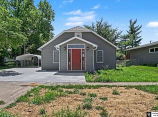 1011 M St, Tekamah, NE 68061