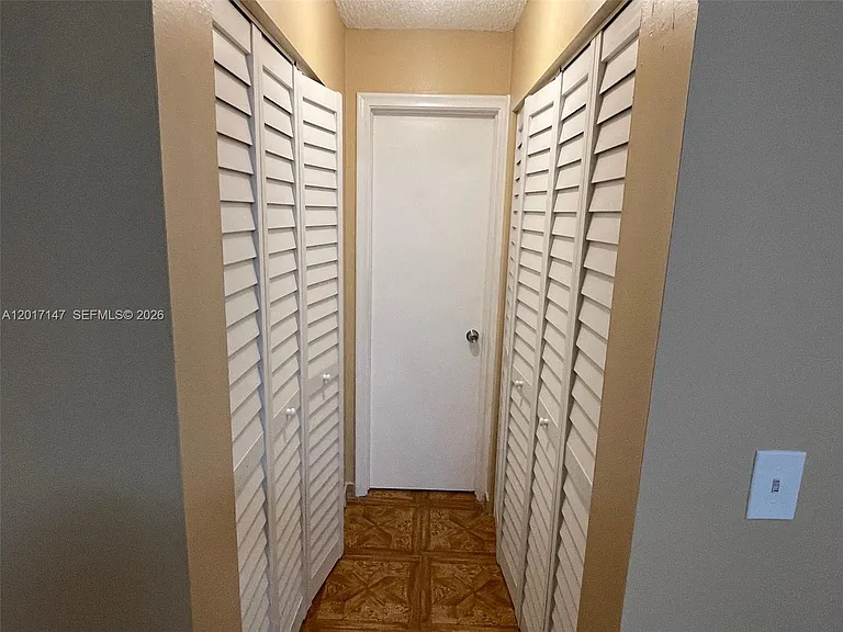 5960 NW 20th St #5960 — Photo 10