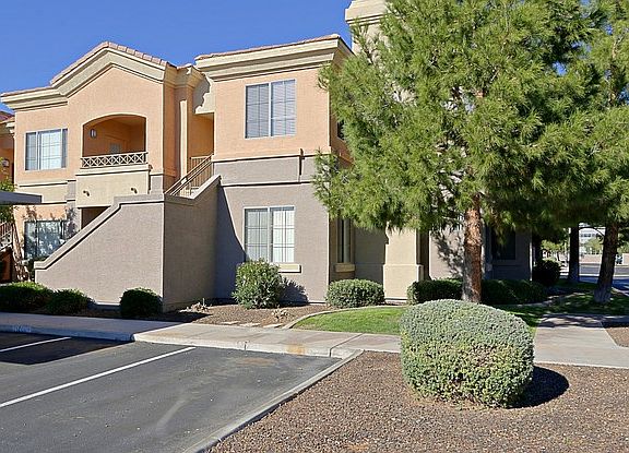 2nd image of 1941 S Pierpont Dr #2099