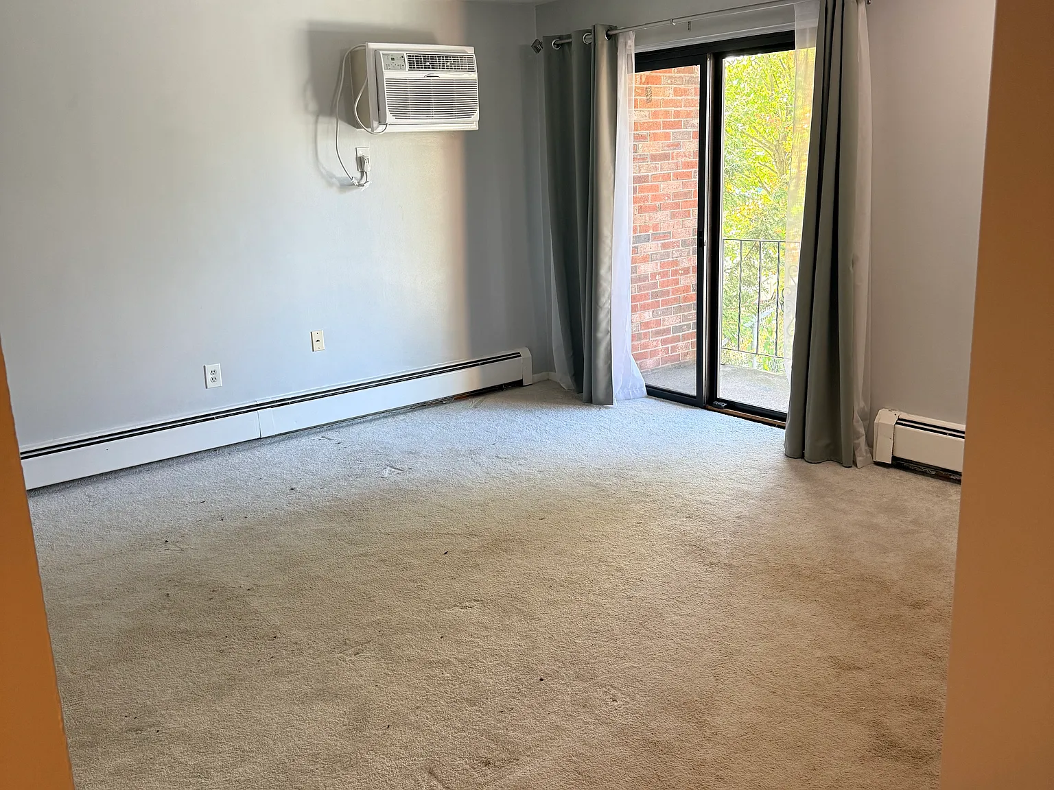 1 bed, $1,800 — Photo 1