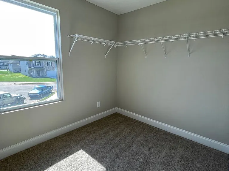 2255 Viking Ct — Photo 11