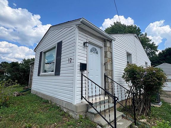 2nd image of 12 Collins Ln