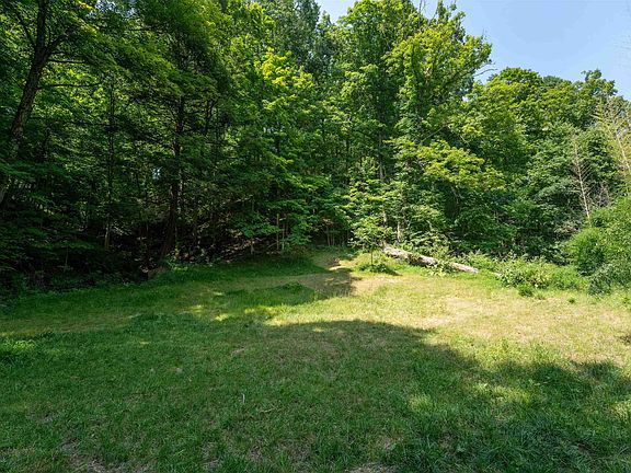 4th image of 109 Dug Hill Rd