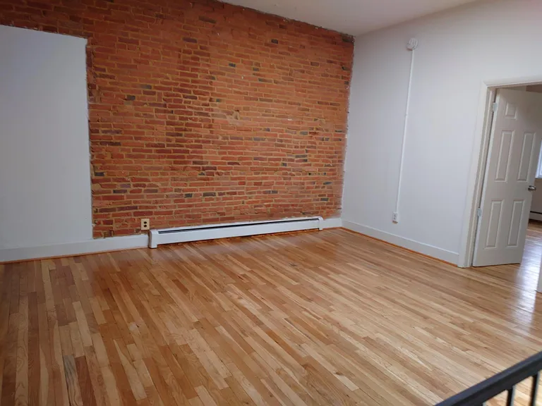 1823 Bolton St #3 — Photo 3