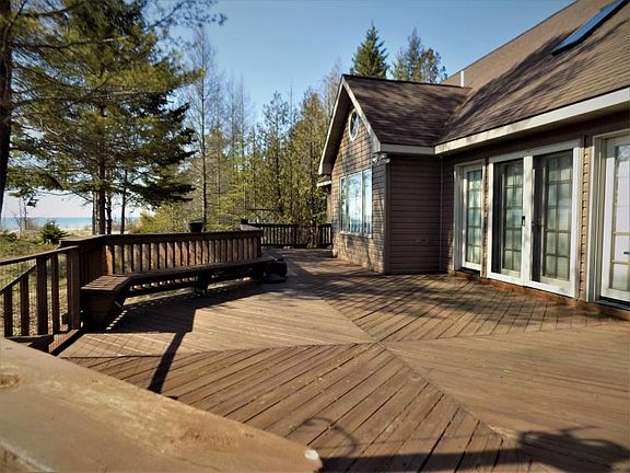4th image of 888 N Lake Huron Shore Dr