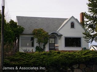 1040 W 5th St, Port Angeles, WA