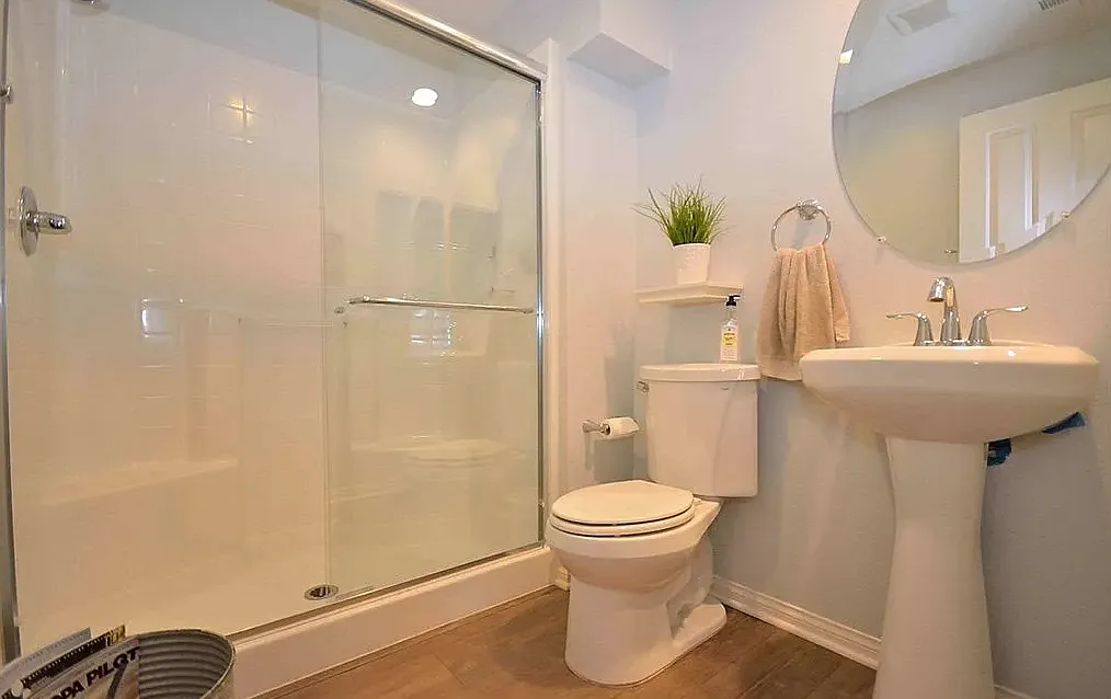 1 bed, 500 sqft, $1,350 — Photo 3