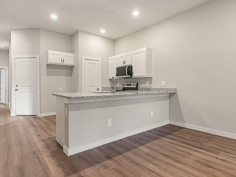 2651 Baron Ave — Photo 10