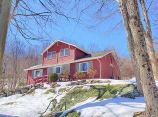 211 Church Rd, Putnam Valley, NY 10579
