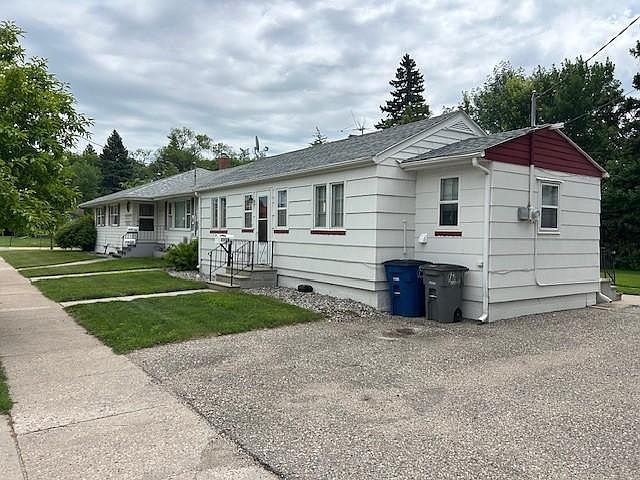 2nd image of 1115 9th Ave S