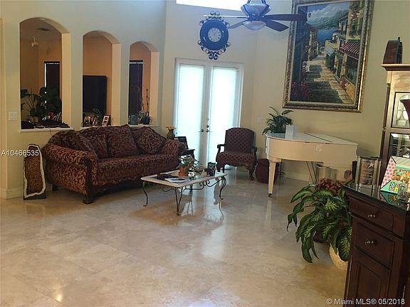 4th image of 3150 Fairways Dr