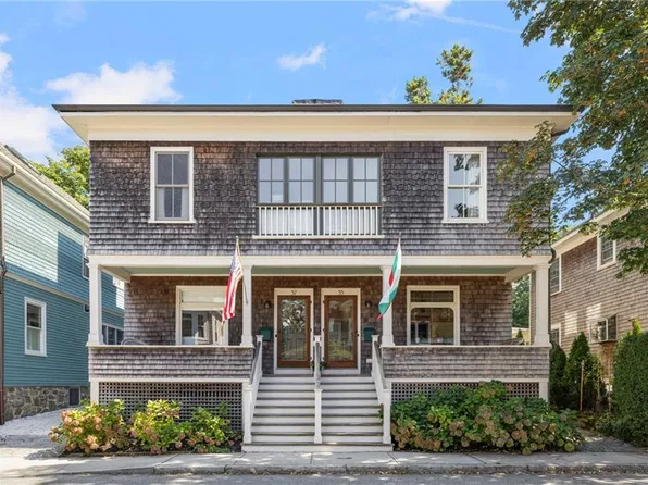 35-37 Mount Vernon St, Newport, RI 02840