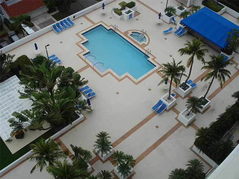 3600 Yacht Club Dr #1503 — Photo 11