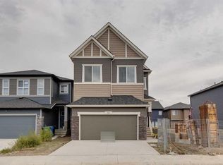 34 W Amblefield Cmn NW, Calgary, AB T3P2B9