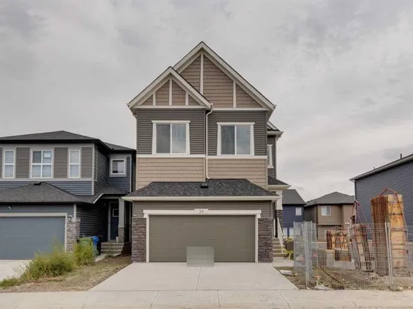34 W Amblefield Cmn NW, Calgary, AB T3P 2B9
