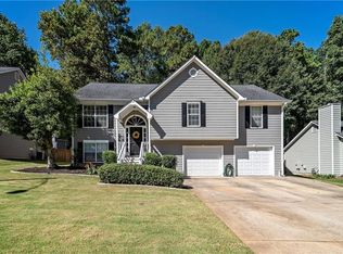 929 Rose Creek Trl, Woodstock, GA 30189