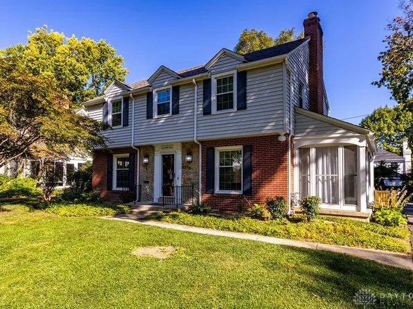 233 Wisteria Dr, Dayton, OH 45419