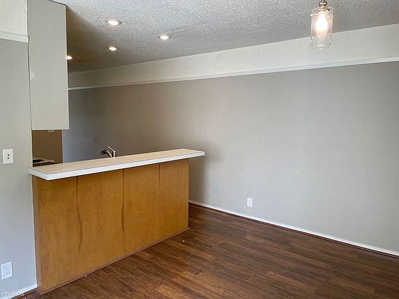 3rd image of 36 Sharon St #3