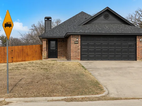 1501 Carpenter St APT A, Bridgeport, TX 76426