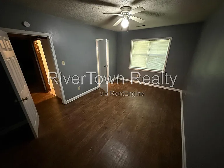 1922 Saint Elmo Ave — Photo 7