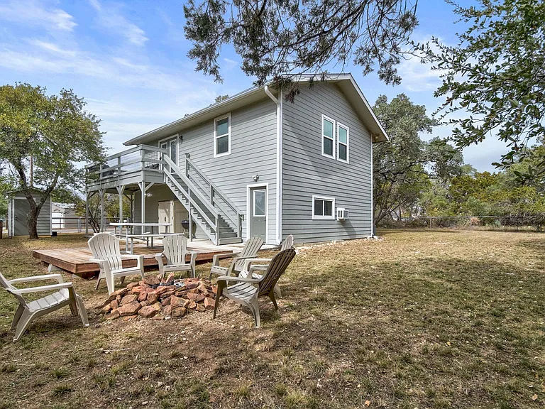 2591 Lakeshore Dr — Photo 26
