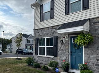 137 Nelson Ln, Pottstown, PA 19464