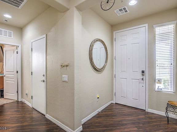 3rd image of 10263 Jamapa Dr