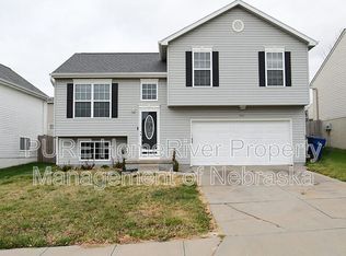 7460 N 110th Ave, Omaha, NE 68142
