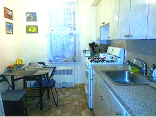 Sold by Superior Realty Service | media 3