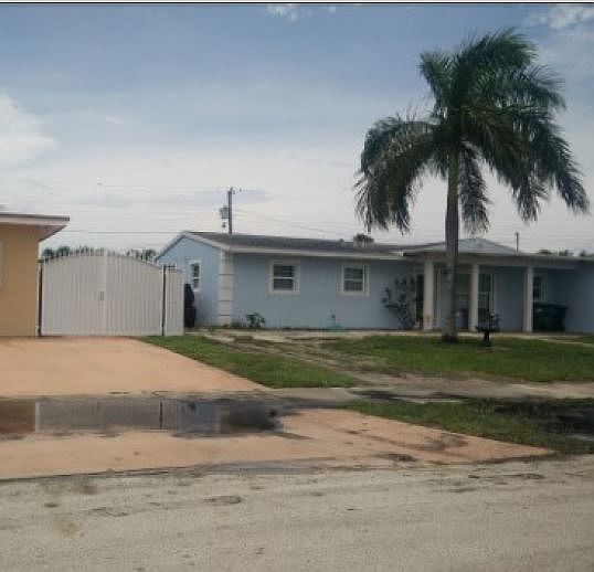 2nd image of 17920 NW 43rd Ave